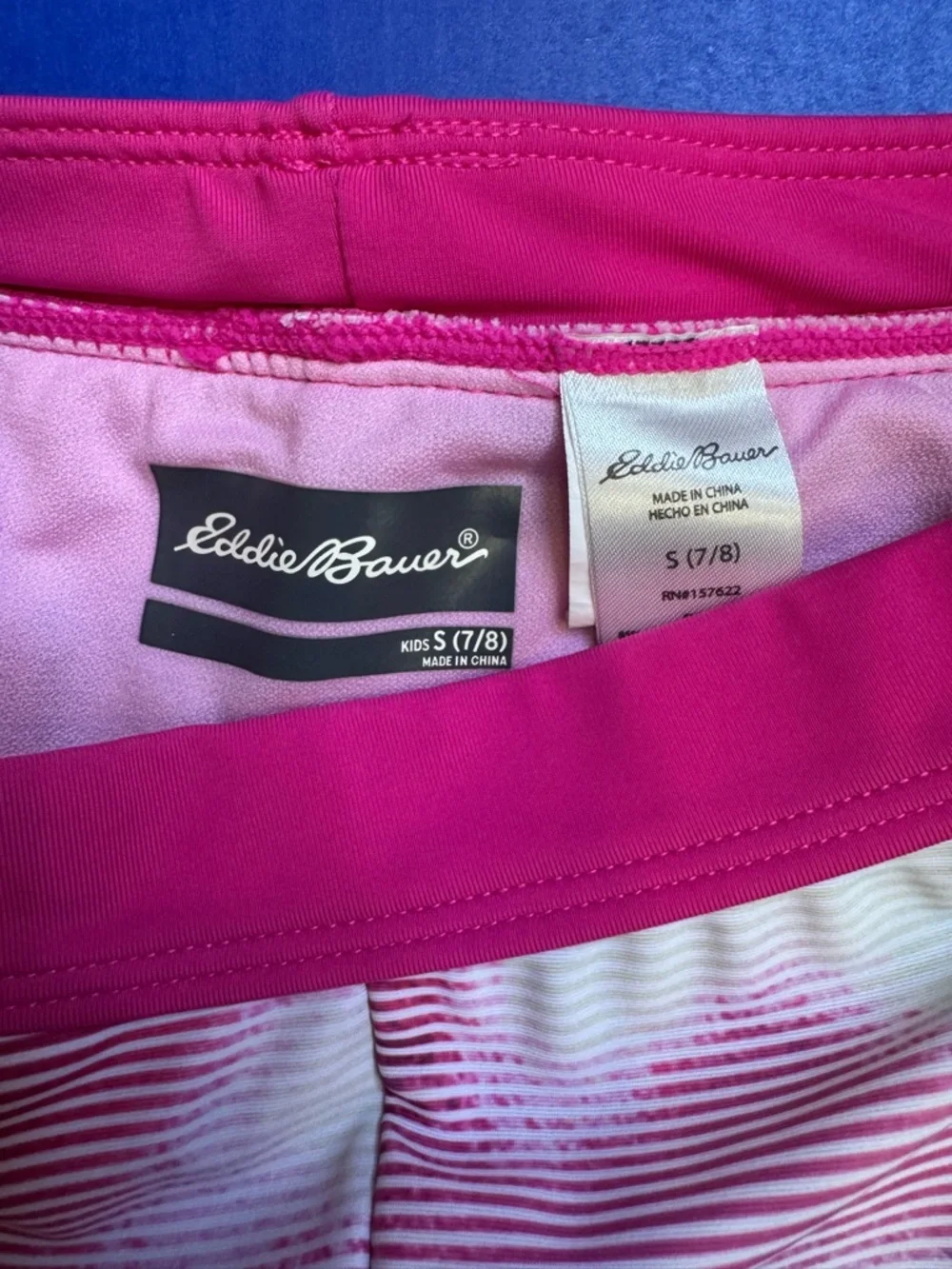 Eddie Bauer Reversable Pink and Blue Abstract Splotches/Stripes Kids 3 Piece Set